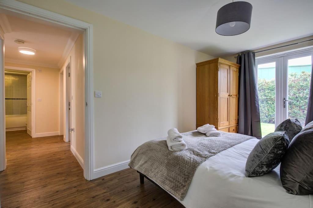 Ingledale Apartment, Ingleton, Yorkshire Dales National Park, Famous Three Peaks, Near The Lake District, Pets Are Welcome Ingleton  Exterior photo