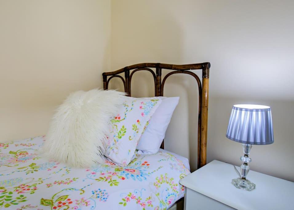 Ingledale Apartment, Ingleton, Yorkshire Dales National Park, Famous Three Peaks, Near The Lake District, Pets Are Welcome Ingleton  Exterior photo