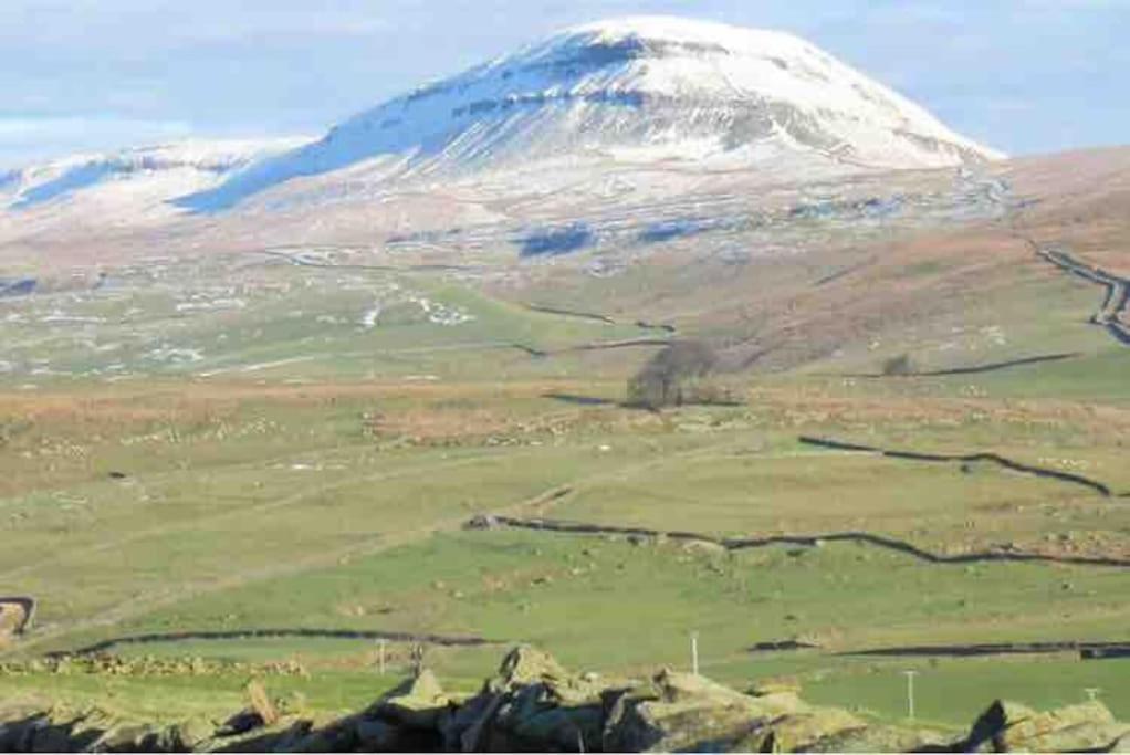 Ingledale Apartment, Ingleton, Yorkshire Dales National Park, Famous Three Peaks, Near The Lake District, Pets Are Welcome Ingleton  Exterior photo