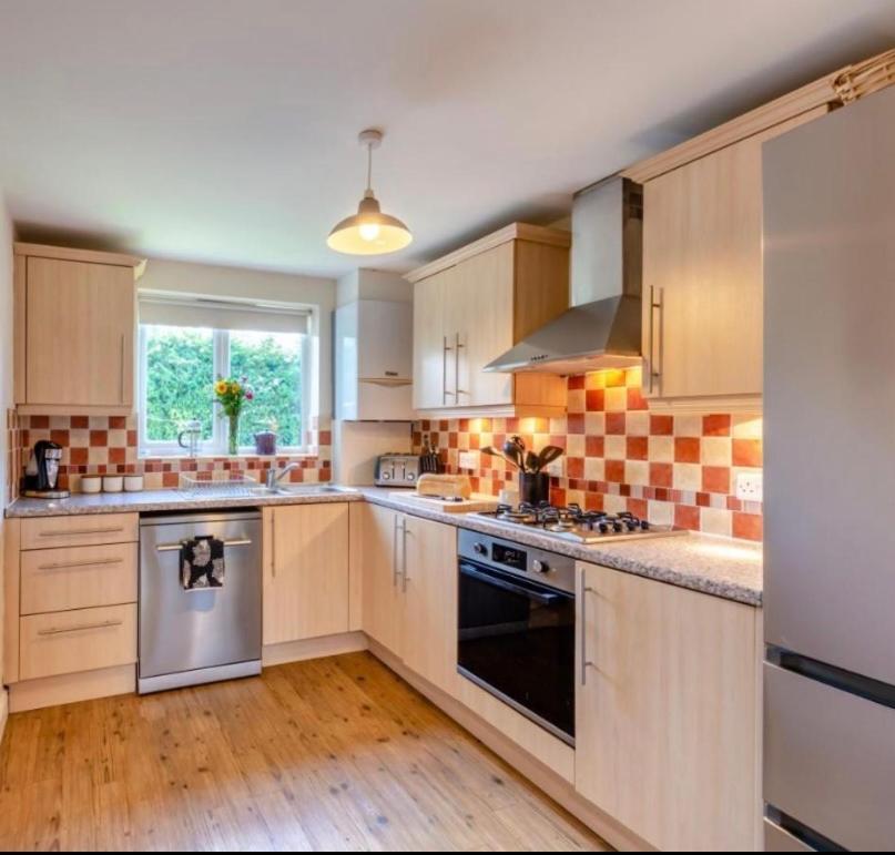 Ingledale Apartment, Ingleton, Yorkshire Dales National Park, Famous Three Peaks, Near The Lake District, Pets Are Welcome Ingleton  Exterior photo