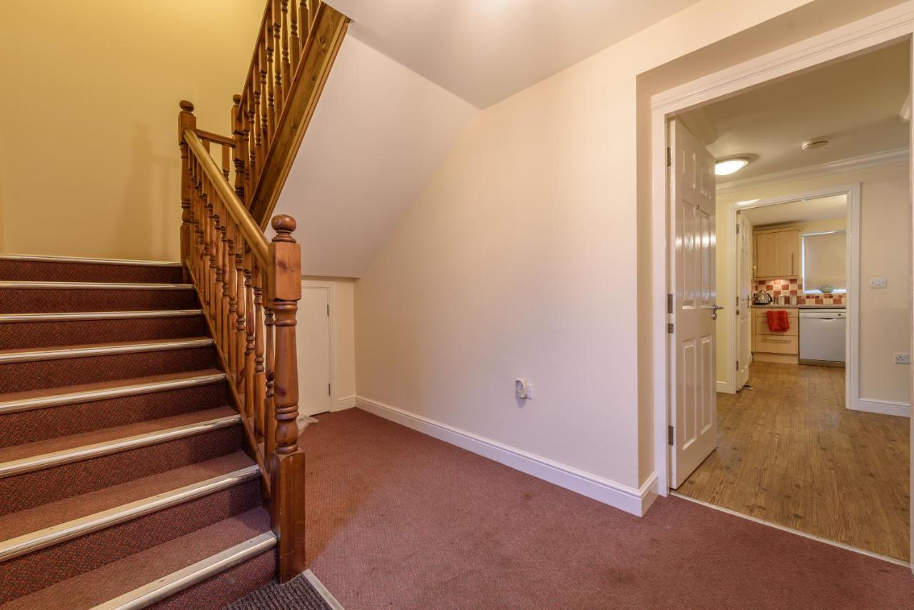 Ingledale Apartment, Ingleton, Yorkshire Dales National Park, Famous Three Peaks, Near The Lake District, Pets Are Welcome Ingleton  Exterior photo